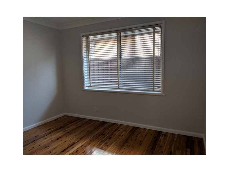 12 Wilfrid Street, Macquarie Fields NSW 2564