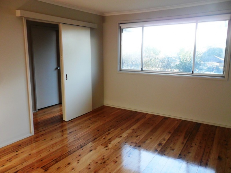 13 Salamaua Place, Glenfield NSW 2167