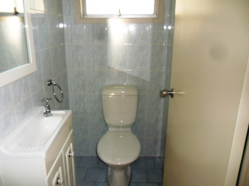 13 Salamaua Place, Glenfield NSW 2167