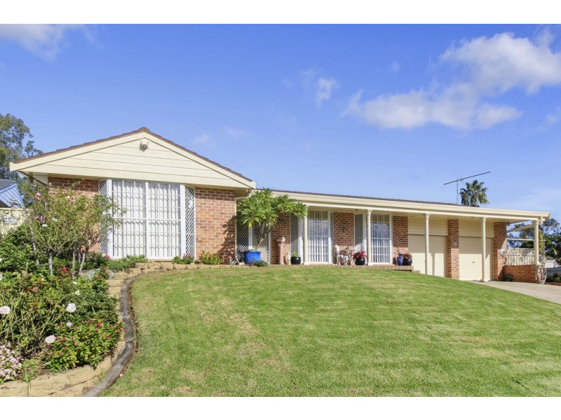 100 Queenscliff Drive, Woodbine NSW 2560