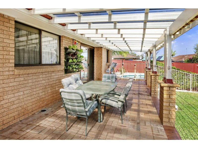 5 Allard Place, Ingleburn NSW 2565