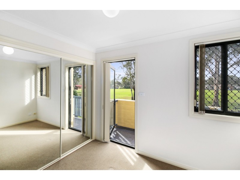 10/9-11 Fourth Avenue, Macquarie Fields NSW 2564