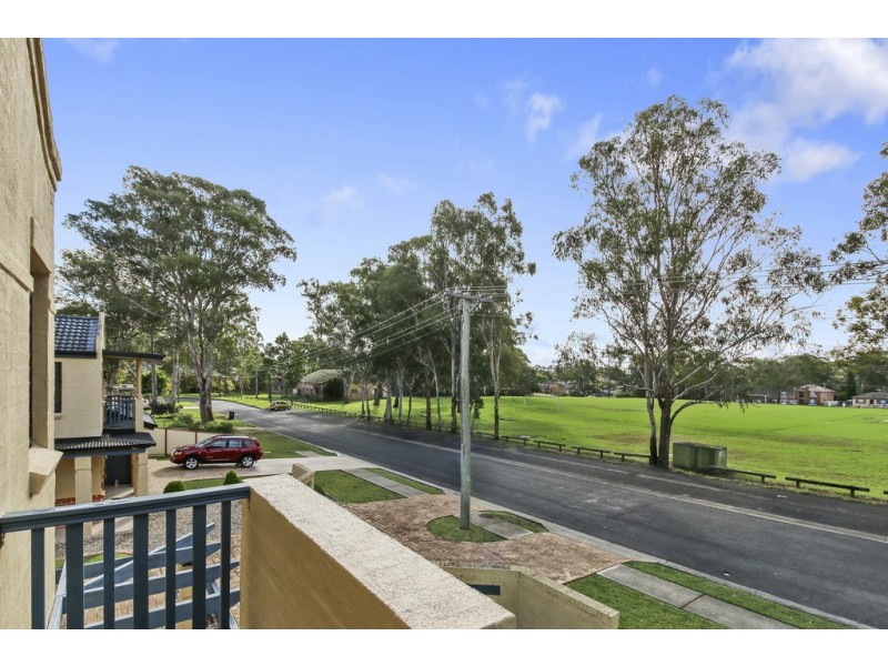 10/9-11 Fourth Avenue, Macquarie Fields NSW 2564