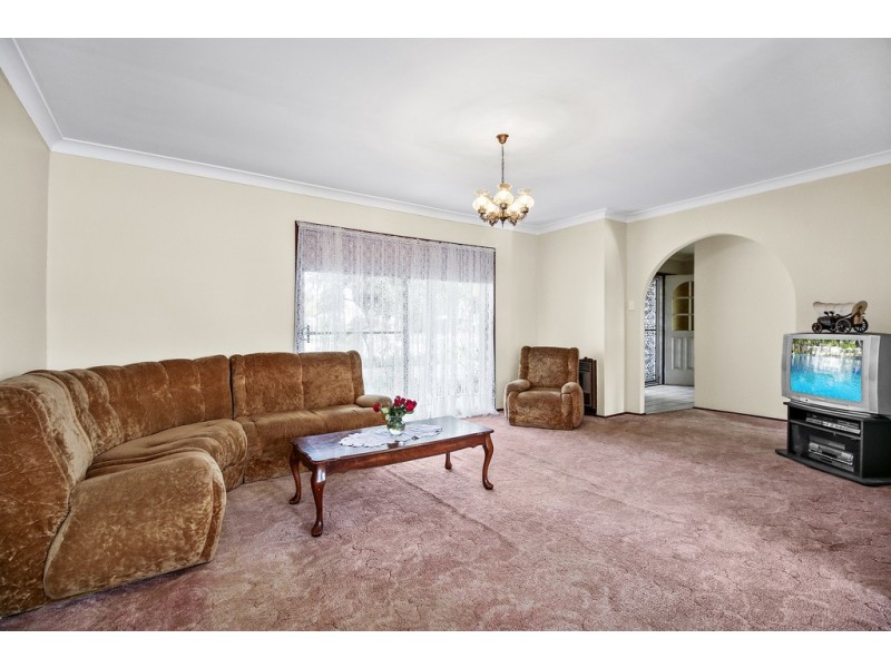 12 Sackville Street, Ingleburn NSW 2565