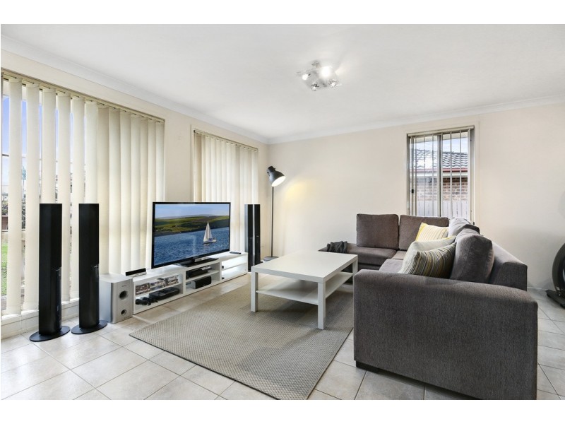 30 Freeman Circuit, Ingleburn NSW 2565