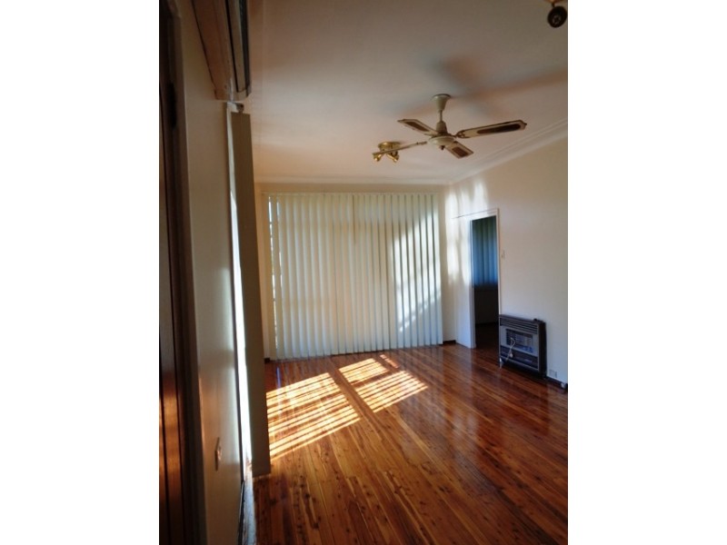 7 Belford Street, Ingleburn NSW 2565