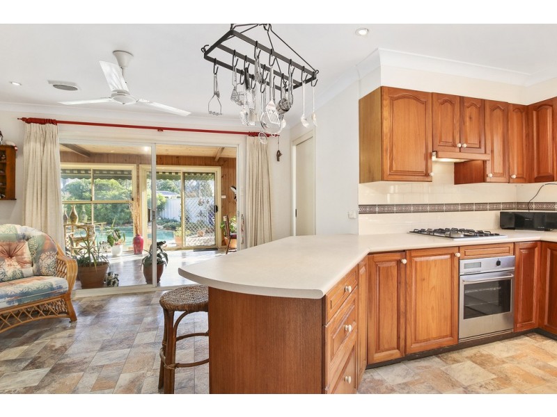 25 Bensbach Road, Glenfield NSW 2167