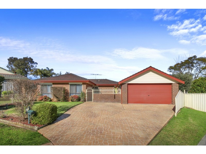6 Luff Place, Ingleburn NSW 2565