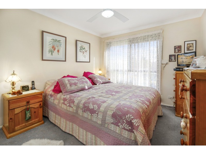 6 Luff Place, Ingleburn NSW 2565