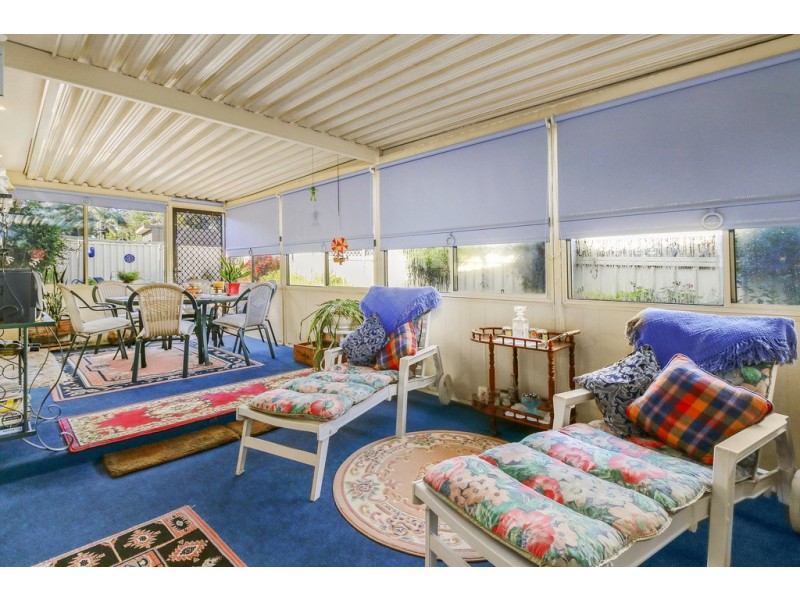 6 Luff Place, Ingleburn NSW 2565