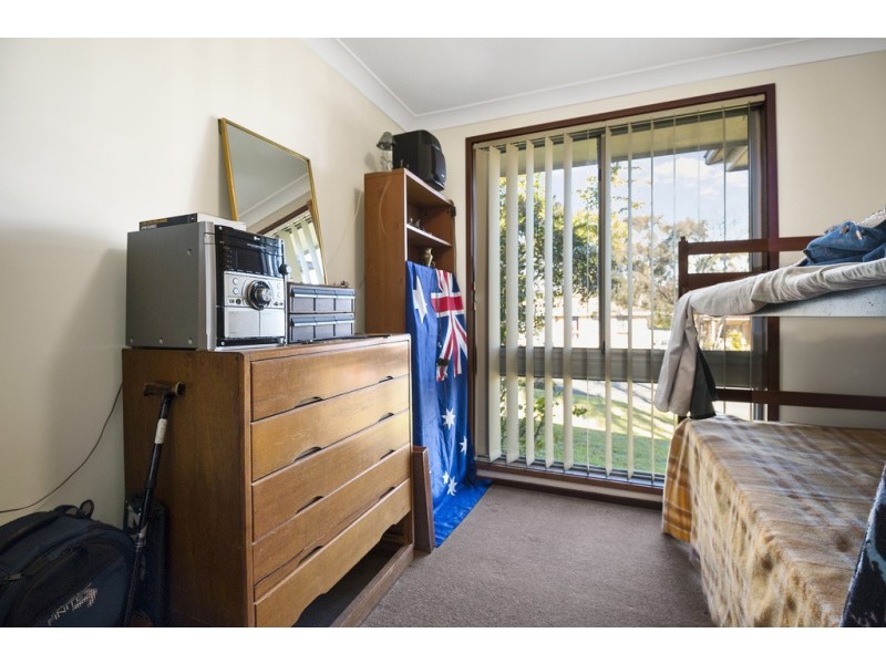 15 Bainbridge Avenue, Ingleburn NSW 2565