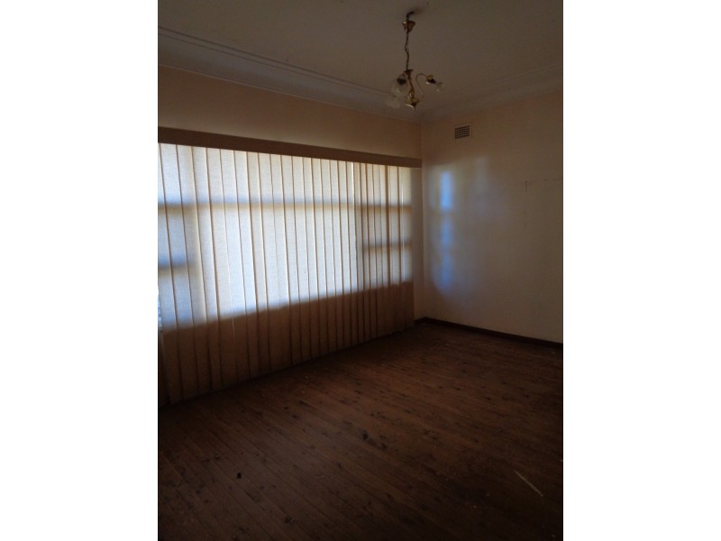 87 Cumberland Road, Ingleburn NSW 2565