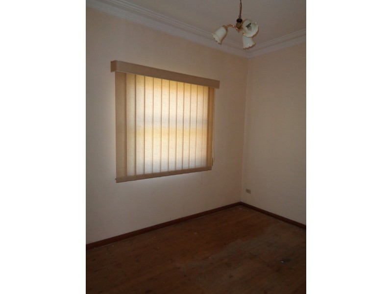 87 Cumberland Road, Ingleburn NSW 2565