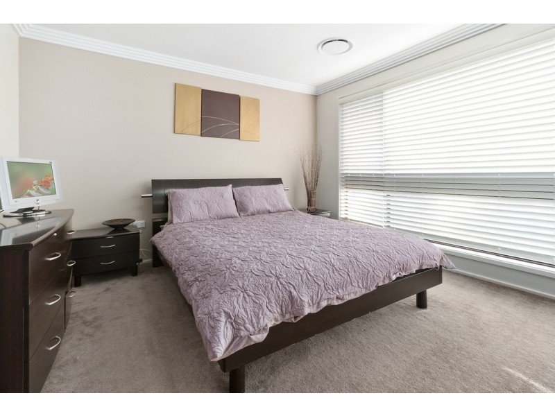 14 Honeyeater Place, Ingleburn NSW 2565