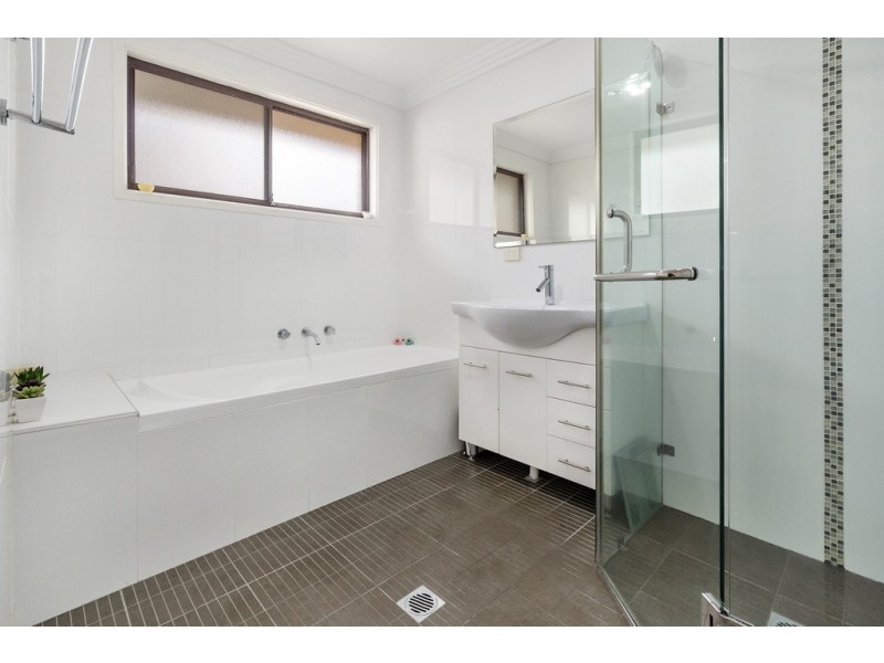 14 Honeyeater Place, Ingleburn NSW 2565