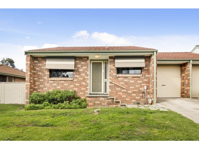 13/16 Bensley Road, Macquarie Fields NSW 2564