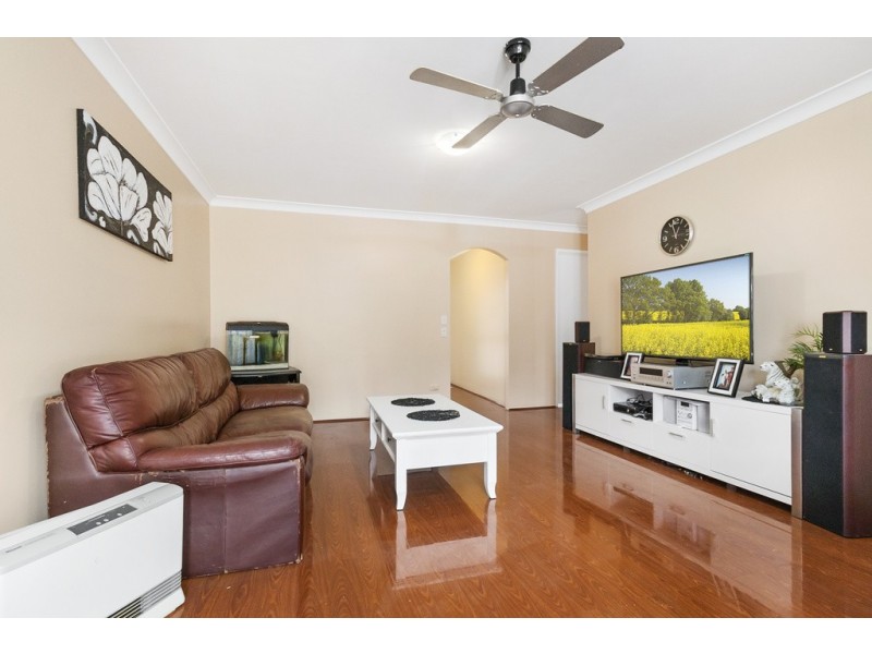 13/16 Bensley Road, Macquarie Fields NSW 2564