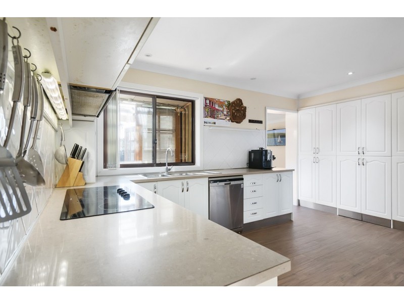 15 Moorhen Street, Ingleburn NSW 2565