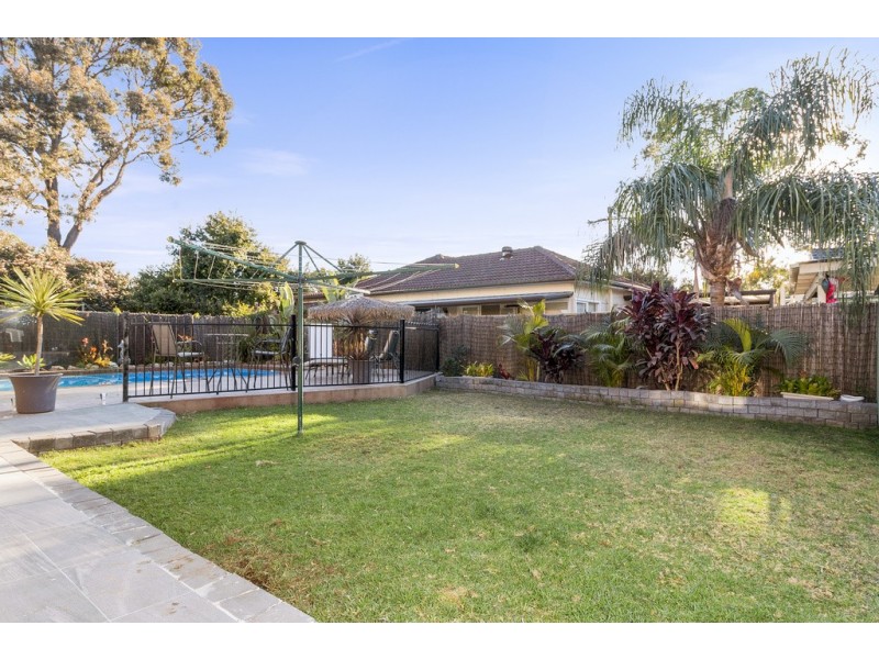 15 Moorhen Street, Ingleburn NSW 2565