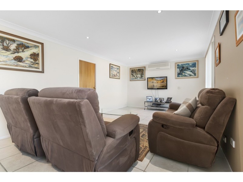 15 Moorhen Street, Ingleburn NSW 2565