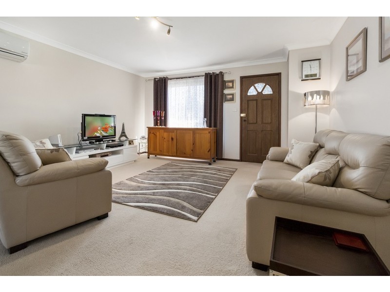 14/6 Michael Place, Ingleburn NSW 2565