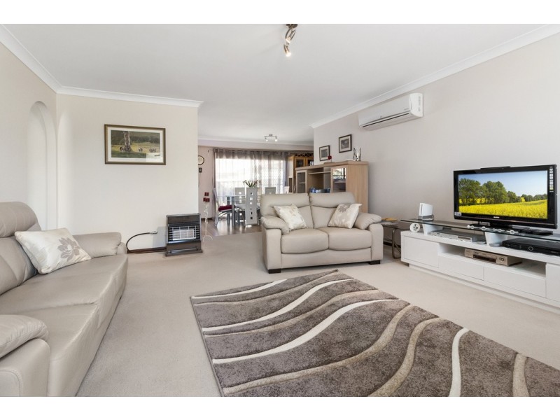 14/6 Michael Place, Ingleburn NSW 2565