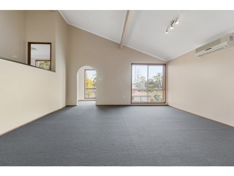 6 Bundeena Road, Woodbine NSW 2560