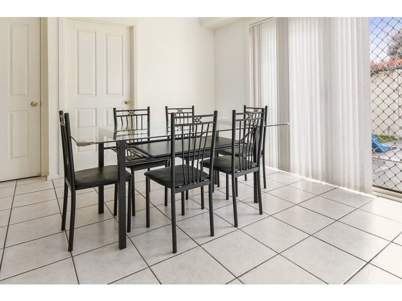 2/22 James street, Ingleburn NSW 2565