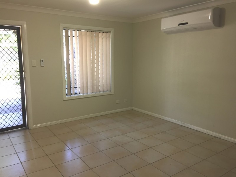 8/10-14 Eagleview Road, Minto NSW 2566