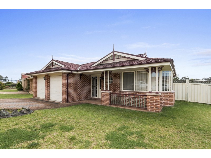 2 Wilkinson Crescent, Ingleburn NSW 2565