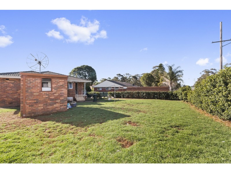 6 Shrike Place, Ingleburn NSW 2565