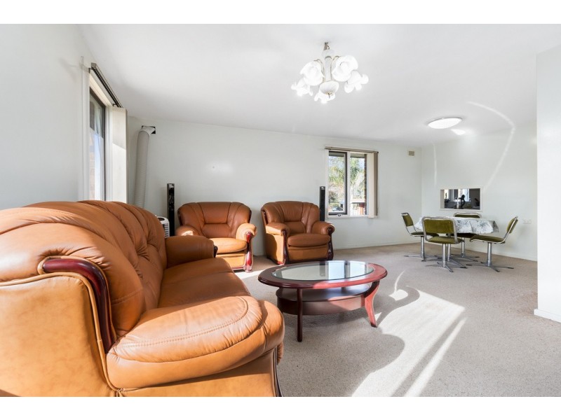 6 Shrike Place, Ingleburn NSW 2565