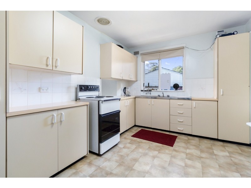6 Shrike Place, Ingleburn NSW 2565