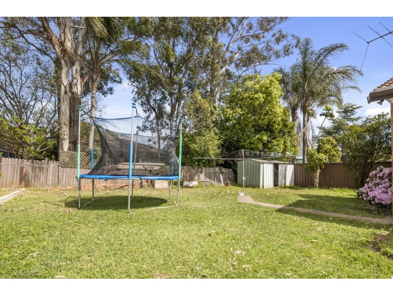 7 Lyrebird Place, Ingleburn NSW 2565