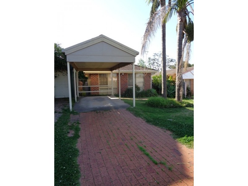 30 McLaren Place, Ingleburn NSW 2565
