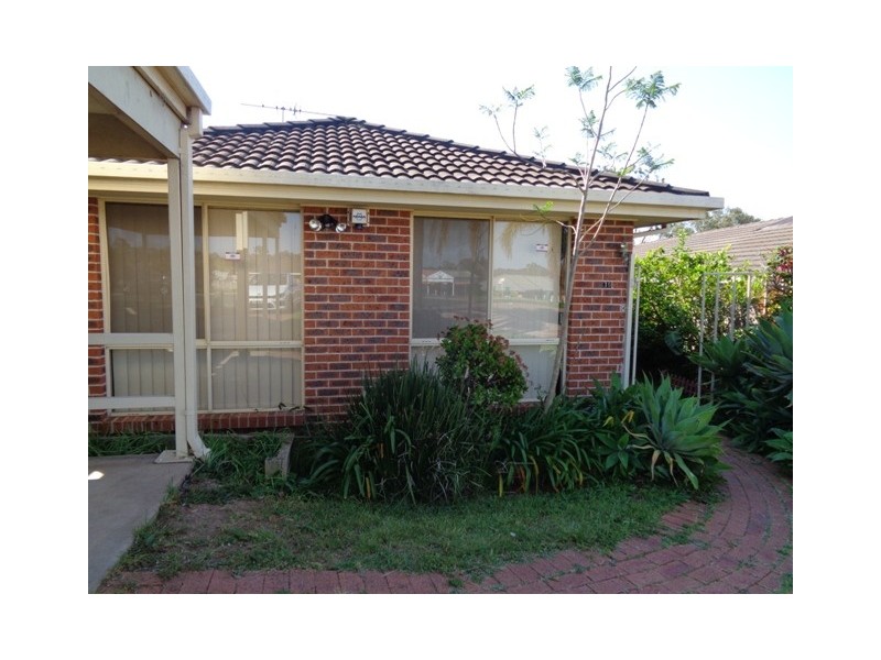 30 McLaren Place, Ingleburn NSW 2565
