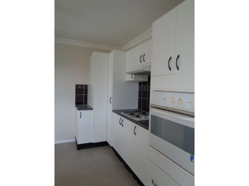 15 Moss Place, St Helens Park NSW 2560