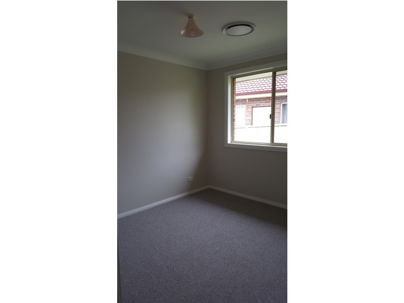 15 Moss Place, St Helens Park NSW 2560
