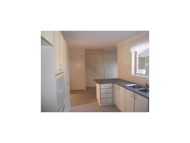 3/172 Cumberland Road, Ingleburn NSW 2565