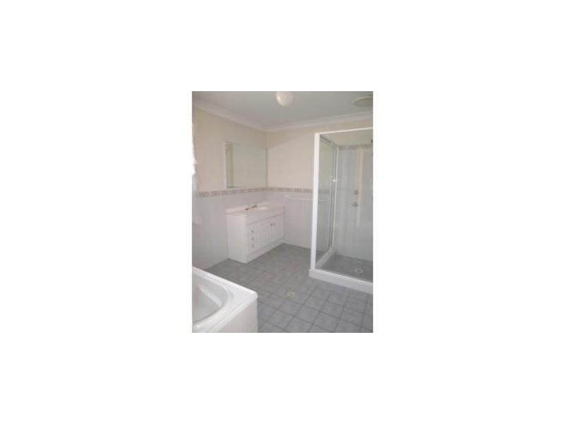 3/172 Cumberland Road, Ingleburn NSW 2565