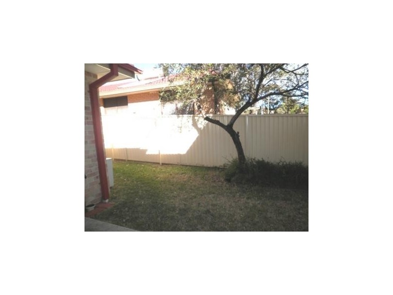 3/172 Cumberland Road, Ingleburn NSW 2565