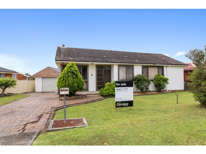 14 Chesham Parade, Glenfield NSW 2167