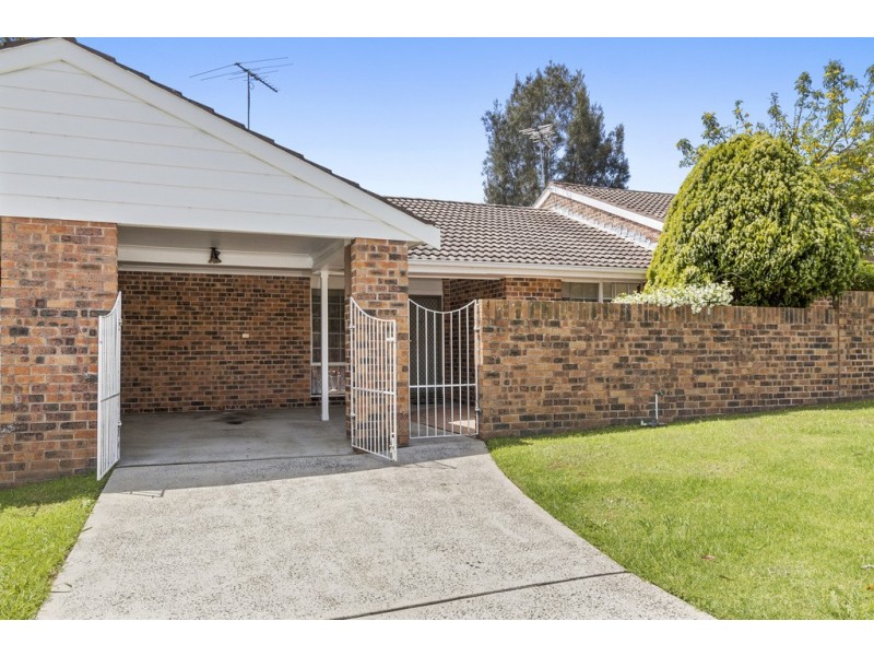 2/26 Fletcher Street, Minto NSW 2566