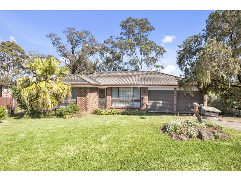 6 Coucal Place, Ingleburn NSW 2565