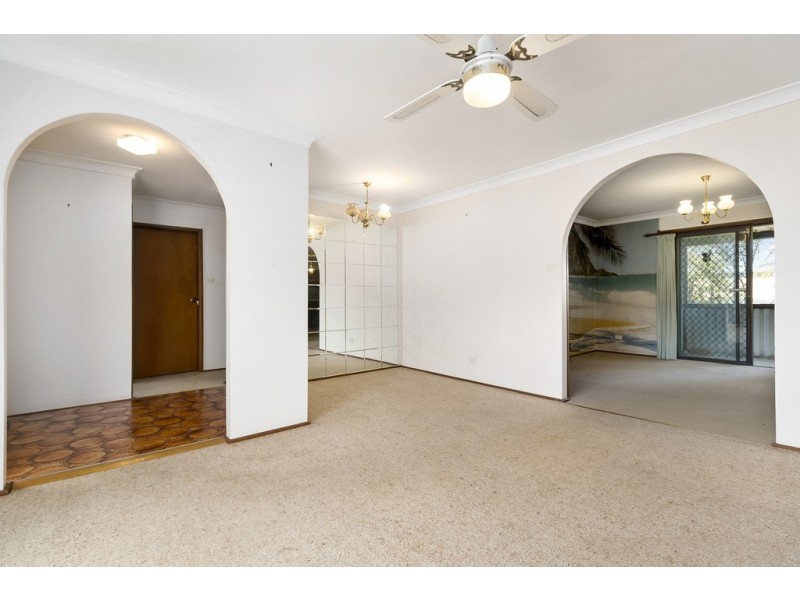 6 Coucal Place, Ingleburn NSW 2565