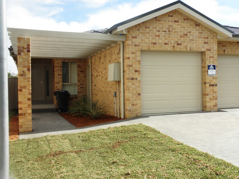 1/57 Edgar street, Macquarie Fields NSW 2564
