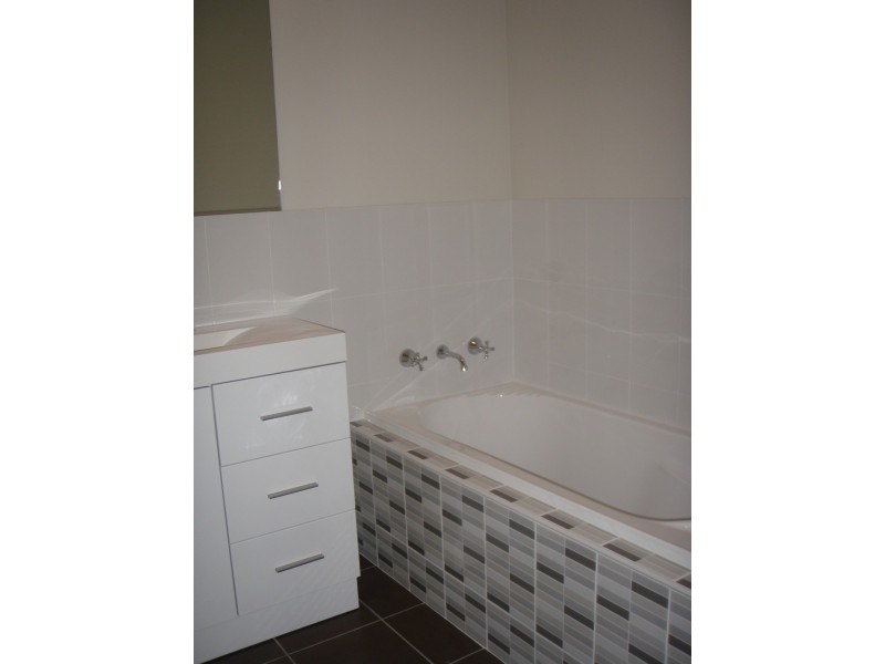 1/57 Edgar street, Macquarie Fields NSW 2564
