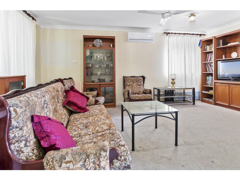 23 Haultain Street, Minto NSW 2566