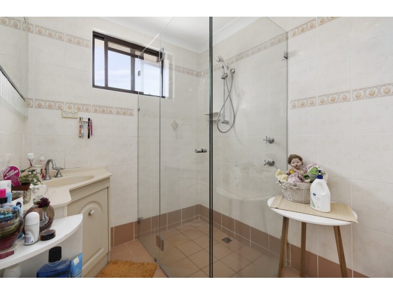18 Wagtail Crescent, Ingleburn NSW 2565