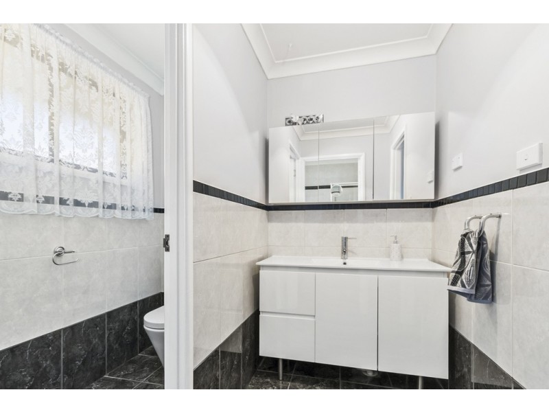 74 Bainbridge Avenue, Ingleburn NSW 2565